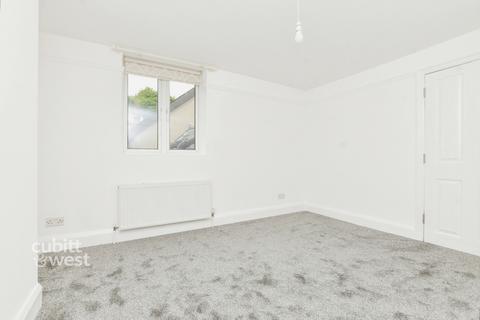 undefined, Mount Pleasant Road Caterham CR3