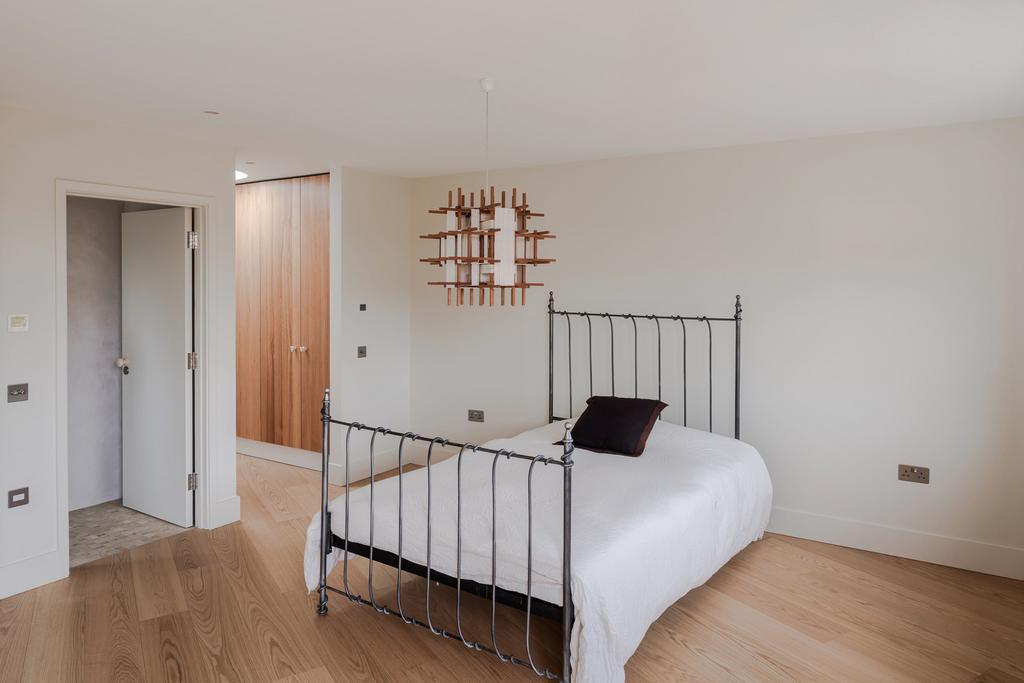 319672 - 49 Lamble Street 20.jpg