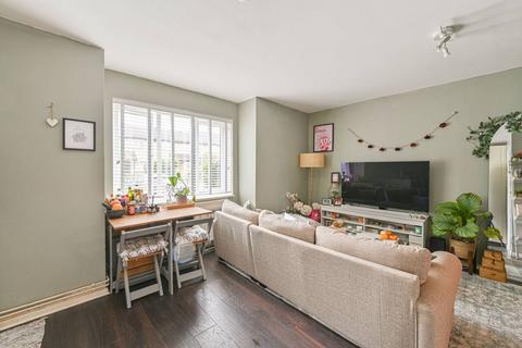 undefined, Hogarth Crescent, Colliers Wood, London, SW19