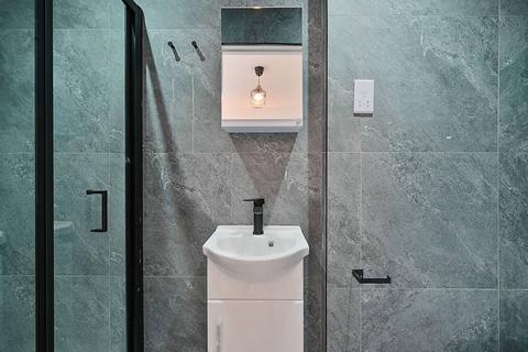 undefined, Madeley Road, Ealing Broadway, London, W5