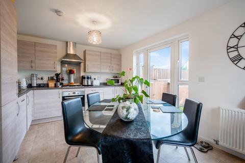 3 bedroom end of terrace house for sale, Riverway Place, Stirling, FK8