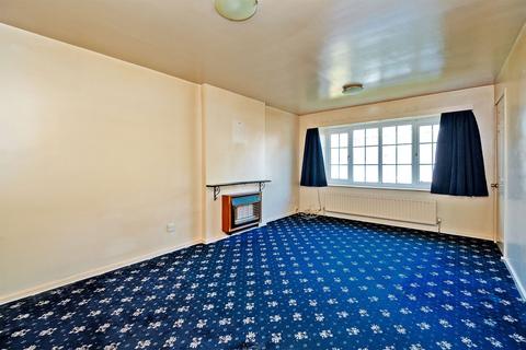 2 bedroom detached bungalow for sale, Oakdene Way, Leeds LS17