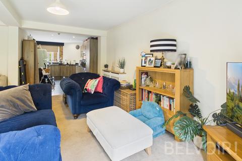 3 bedroom maisonette to rent, Abbey Wharf, Abbey Foregate, Shrewsbury, SY2