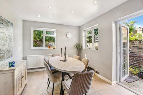 undefined, Heathfield Gardens, Chiswick, London, W4