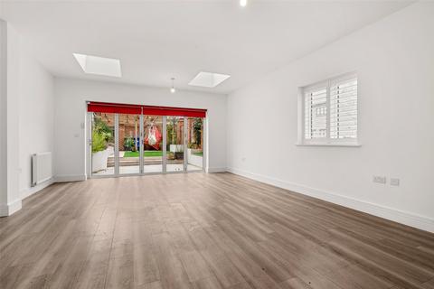 undefined, Hawthorn Drive, Berkshire RG45