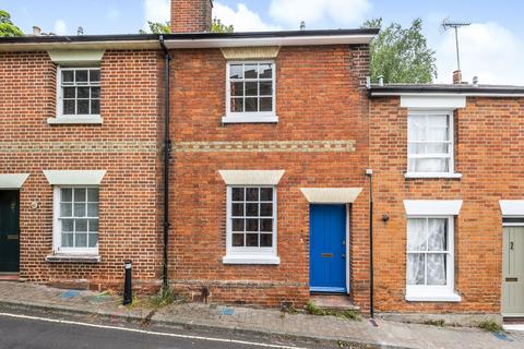 2 bedroom terraced house to rent, St. Johns Street, Winchester, SO23