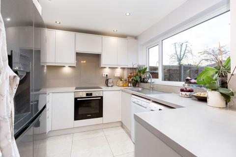 3 bedroom semi-detached house for sale, Saxon Avenue, Hitchin SG5