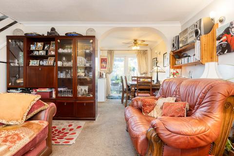 3 bedroom semi-detached house for sale, Saxon Avenue, Hitchin SG5