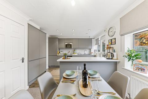 3 bedroom detached house for sale, Cricketers Green, Leeds, LS19