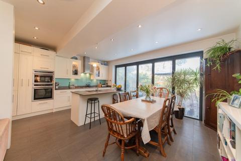 5 bedroom terraced house for sale, WOODLANDS AVENUE, FINCHLEY, N3