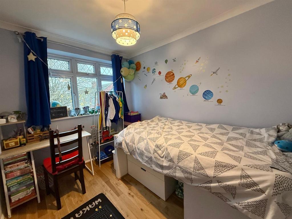 Bedroom 4.jpg
