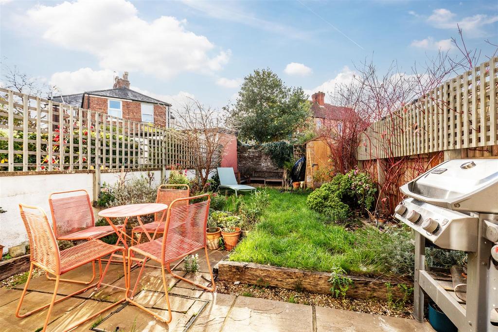 Dial Lane, Downend Rear Garden.jpg