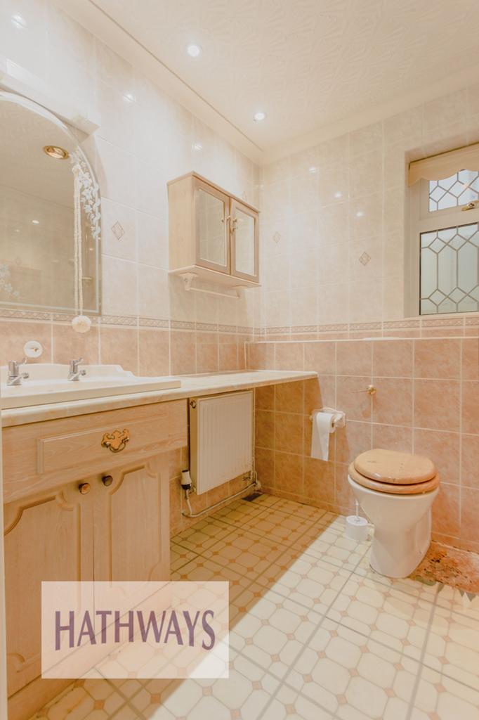 Main Bathroom