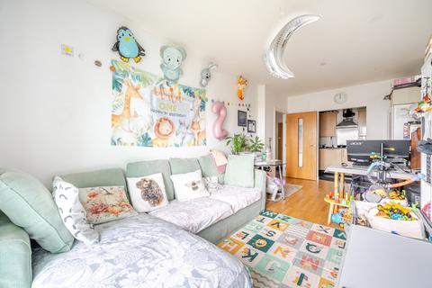 undefined, Uxbridge Road, Ealing, London, W5