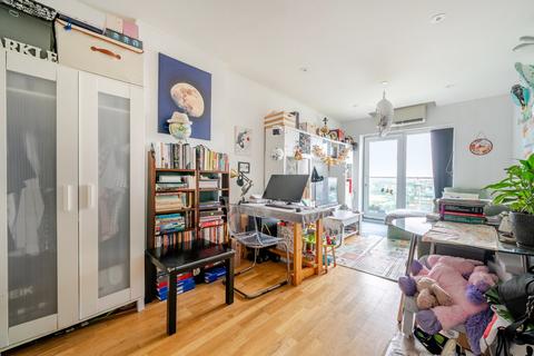 undefined, Uxbridge Road, Ealing, London, W5