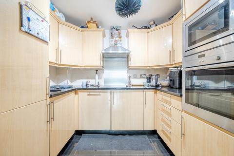 undefined, Uxbridge Road, Ealing, London, W5
