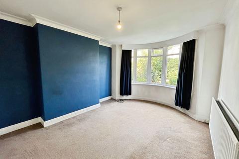 3 bedroom semi-detached house to rent, Moorcroft Avenue, Oakworth, Keighley, BD22 7NE