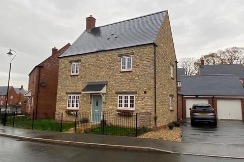 3 bedroom detached house for sale, Pianoforte Road, Roade, NN7 2QL