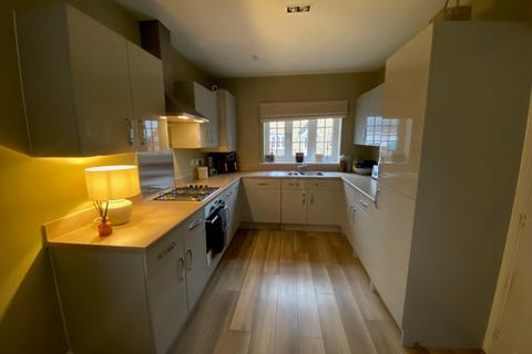 3 bedroom detached house for sale, Pianoforte Road, Roade, NN7 2QL
