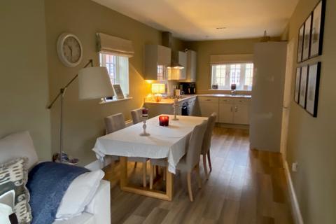 3 bedroom detached house for sale, Pianoforte Road, Roade, NN7 2QL