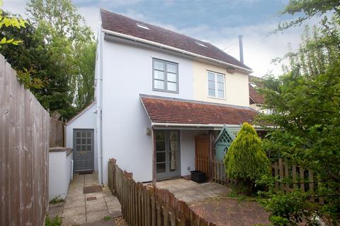 2 bedroom semi-detached house to rent, Prospect Place, St Ann Street, Salisbury