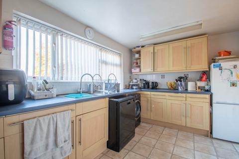 undefined, Parkdale Drive, Birmingham, West Midlands, B31