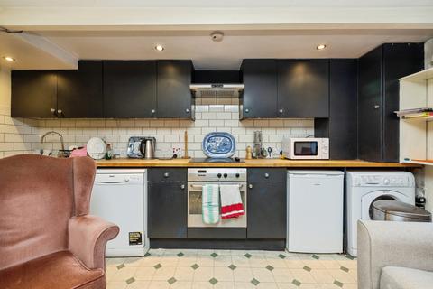 1 bedroom flat to rent, Wandsworth Road, London, SW8