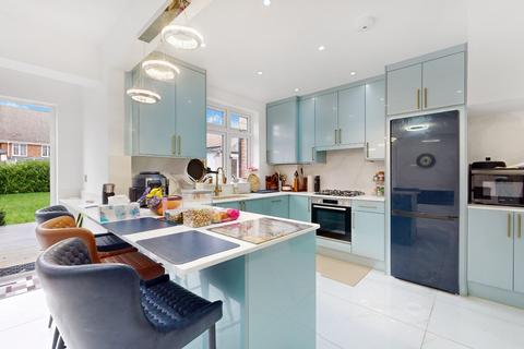 4 bedroom semi-detached house for sale, Deane Way, Ruislip HA4