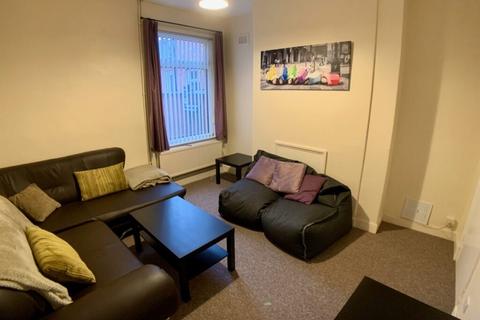 5 bedroom terraced house to rent, Evington Road, Leicester LE2