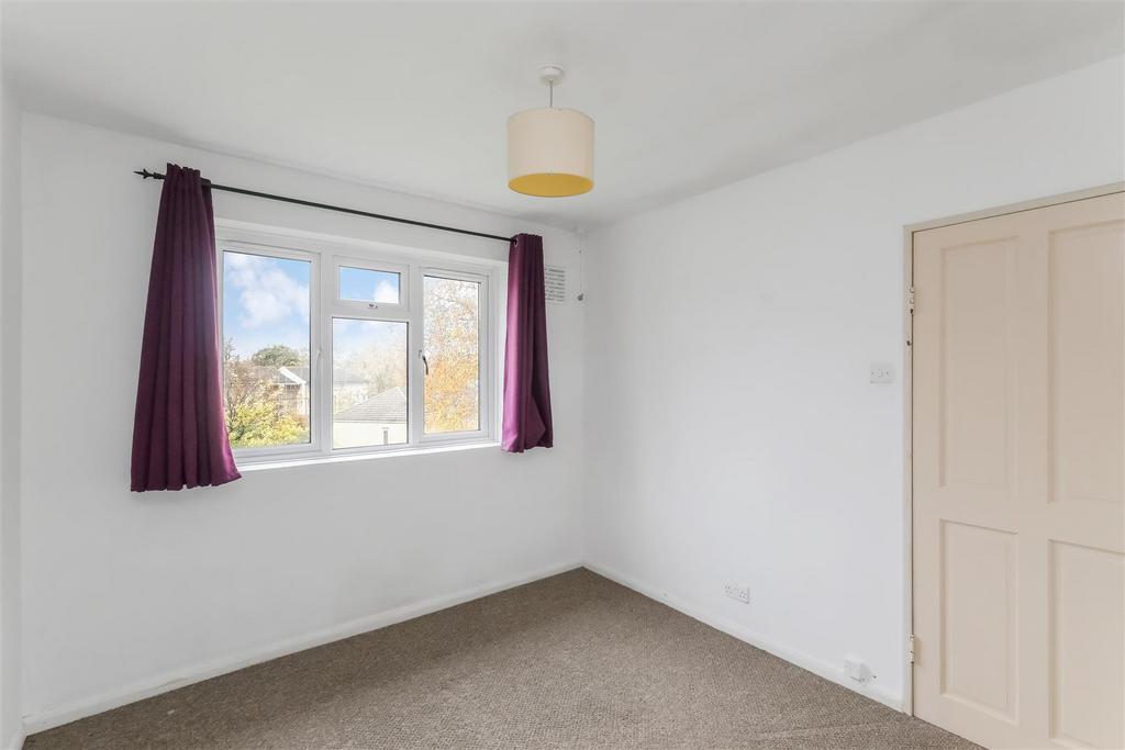 Flat 11 livingstone court (18).jpg