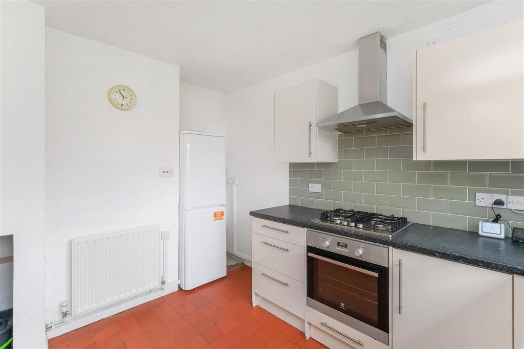 Flat 11 livingstone court (4).jpg