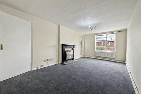 2 bedroom flat for sale, Barfleur Manor, Middle Street, Gillingham, Kent, ME7