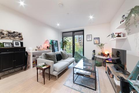 John Cabot House, Royal Wharf, E16