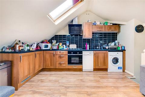 1 bedroom flat to rent, Killyon Road, London SW8