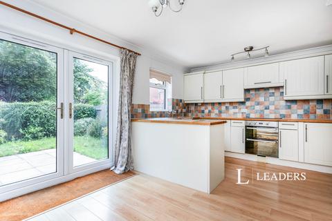undefined, Fishers Field, Buckingham, Buckinghamshire, MK18