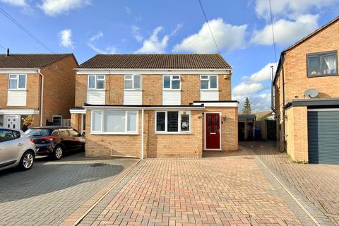 3 bedroom semi-detached house for sale, The Hopyard, Tewkesbury GL20