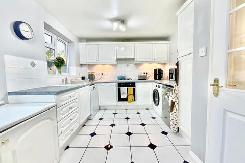 4 bedroom detached house for sale, Stokesay Drive, Stoke-On-Trent ST10