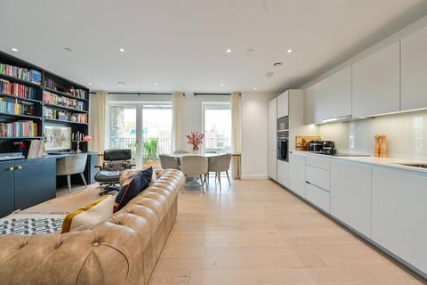 2 bedroom flat for sale, Wyndham Road, Camberwell, London, SE5