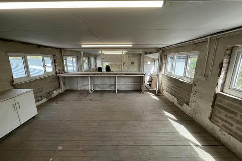 Industrial development to rent, 15 Manchester Rd High Peak SK23 9SR