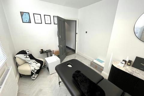 Office to rent, 6 George St Alderley Edge SK9 7EJ