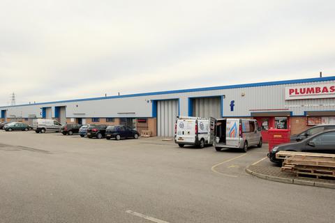 Warehouse to rent, Atlantic St Altrincham WA14 5DW