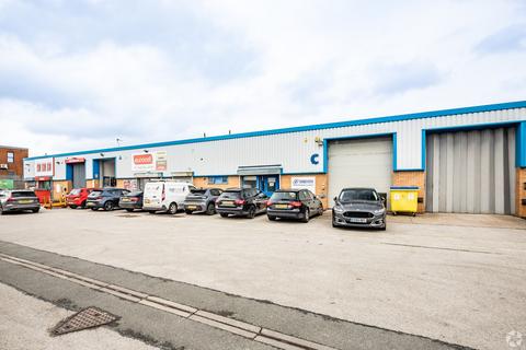 Warehouse to rent, Atlantic St Altrincham WA14 5DW