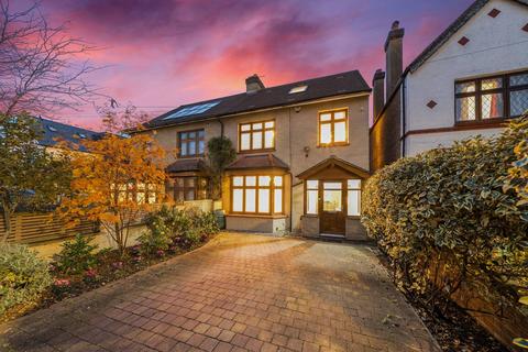 4 bedroom semi-detached house to rent, Whitchurch Gardens, Harrow, Edgware, HA8