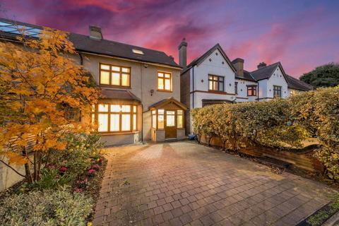 undefined, Whitchurch Gardens, Harrow, Edgware, HA8