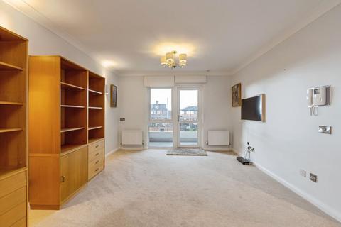 undefined, Finchley Road, London NW11