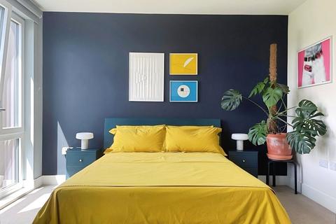 2 bedroom flat for sale, Moulding Lane, London SE14