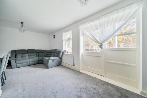 Castle Close, Acton, London, W3