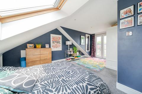 26 Netherbury Road, London, W5 4SP
