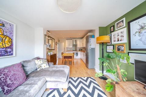 26 Netherbury Road, London, W5 4SP