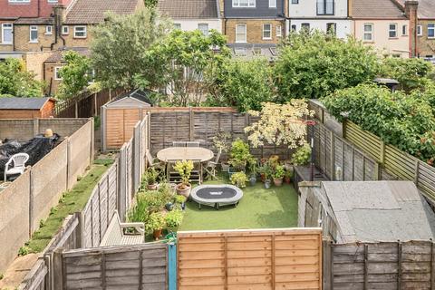 26 Netherbury Road, London, W5 4SP